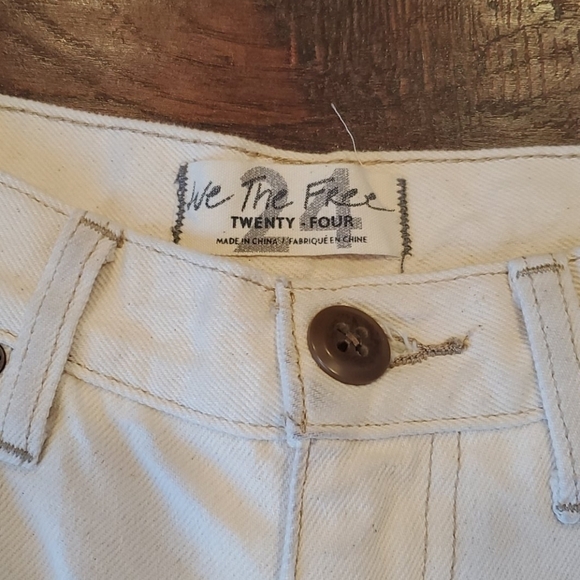 NWOT Free People Cutoff Denim Shorts - Picture 5 of 12